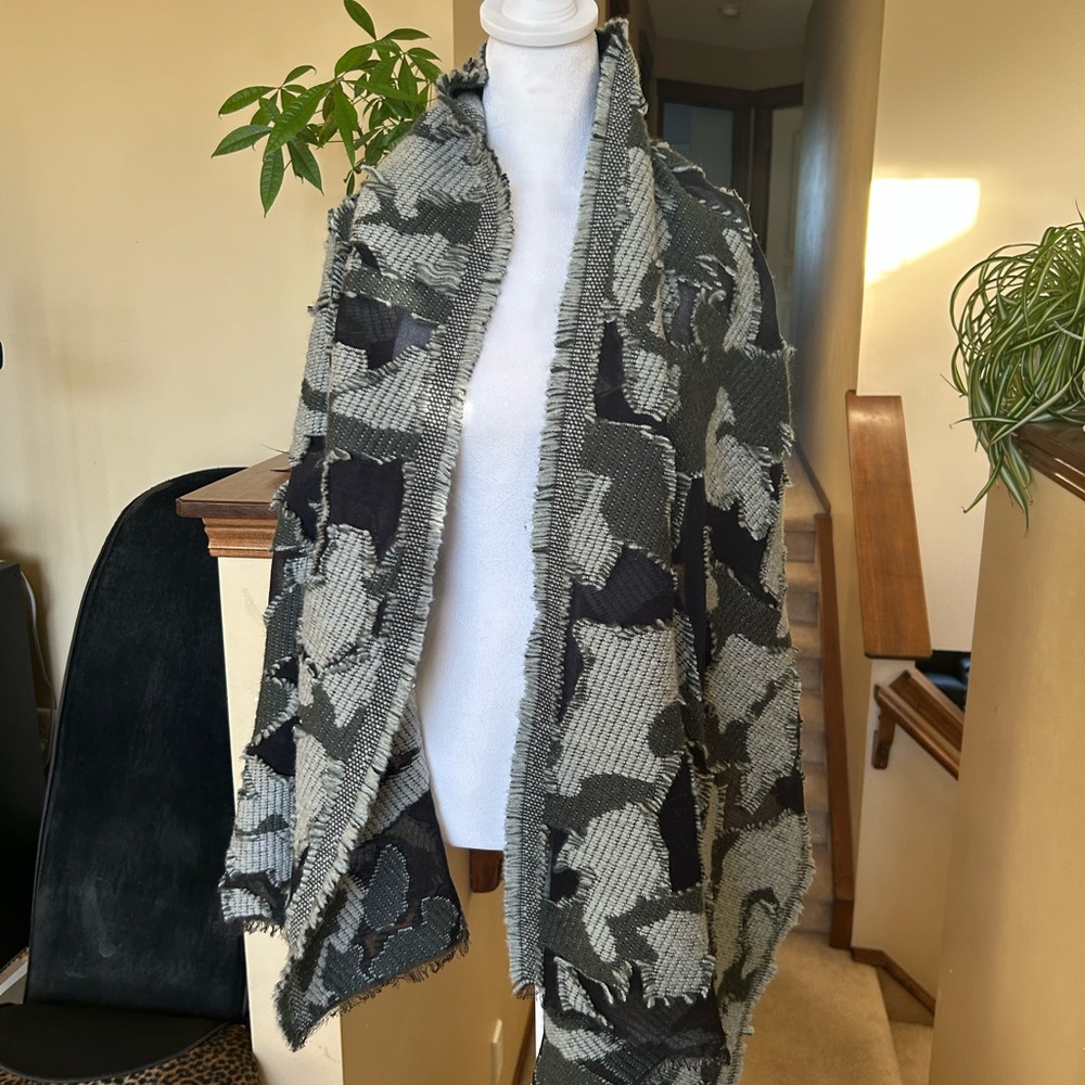 Echo Grey and Black  Camouflage Patterned Knit scarf with Frayed Edges